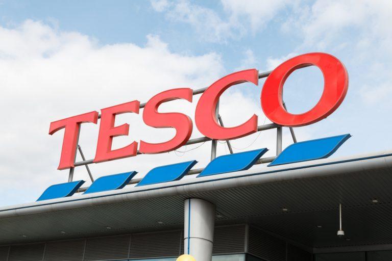 Tesco shares rise amid third consecutive quarter of growth