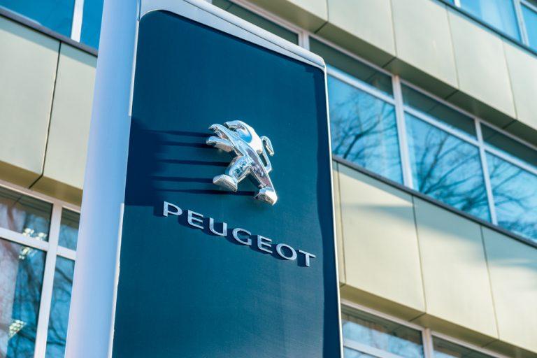 Peugeot owner sees profits double, sparking further talks with General Motors