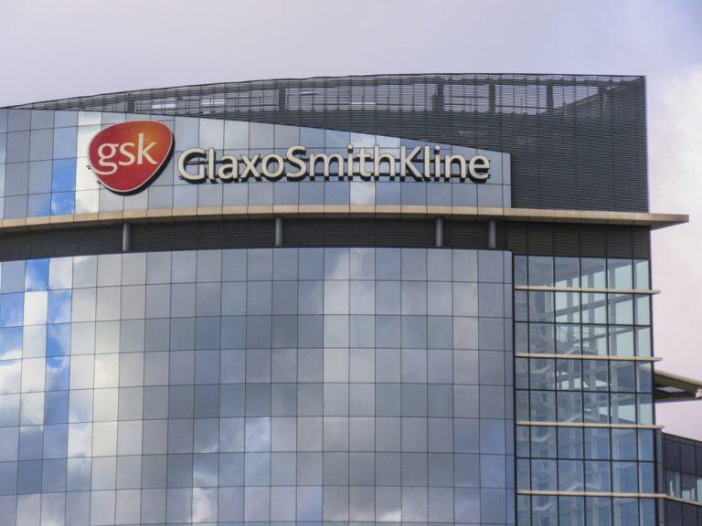 GlaxoSmithKline shares rally and buck the FTSE trend