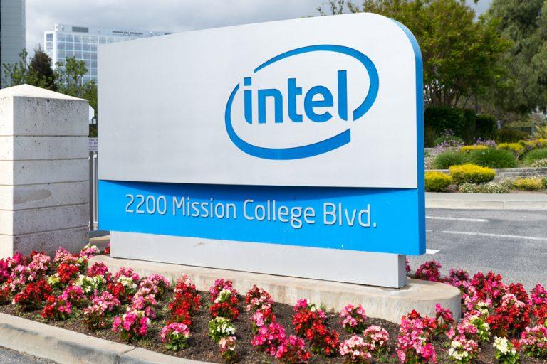 Intel shares dip amidst leadership and software scrutiny