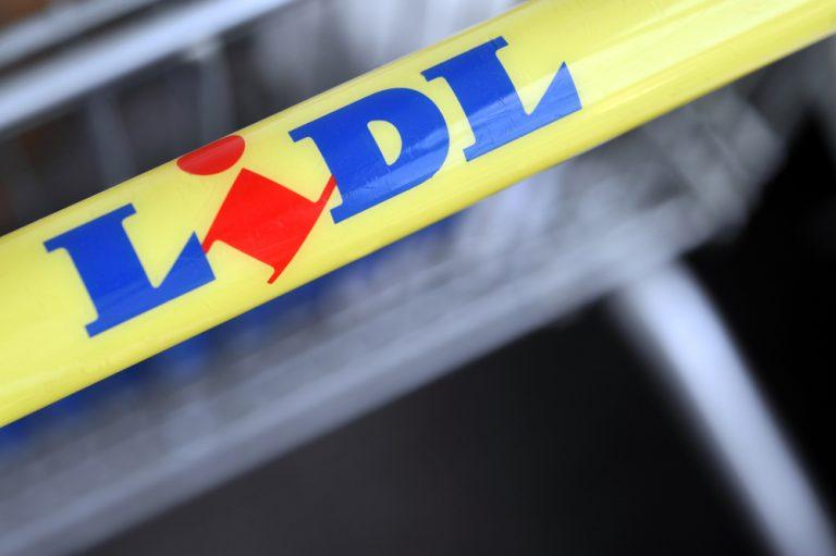Aldi & Lidl outperform major supermarkets