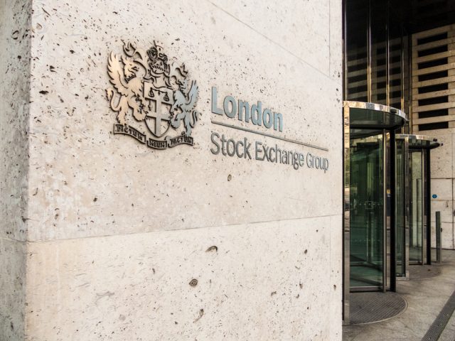 London Stock Exchange Challenges Bloomberg With 27bn Refinitiv