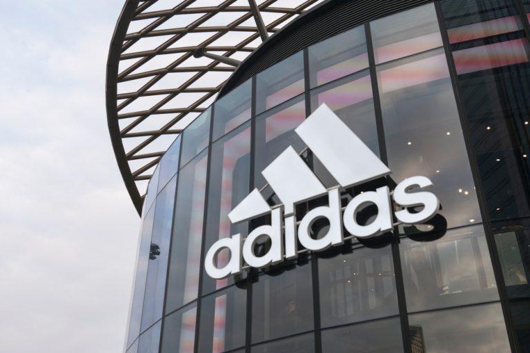 Adidas close German and US robot factories