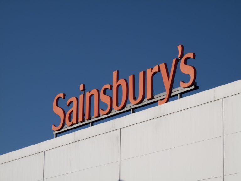 Sainsbury’s to cut 3,500 jobs as group swings to loss