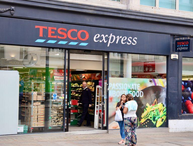 Tesco to maintain dividend despite higher costs