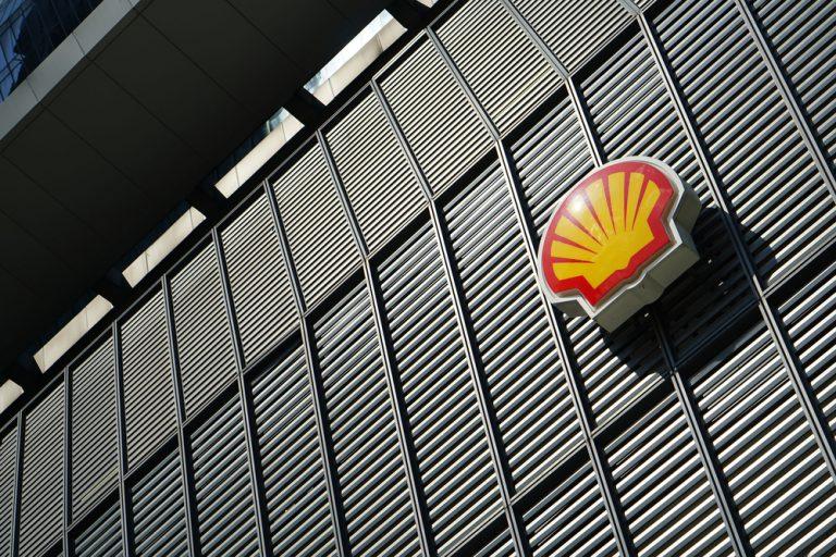 The Royal Dutch Shell share price is still attractive despite the dividend cut