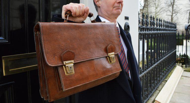 Labour urges Sunak to deliver emergency budget