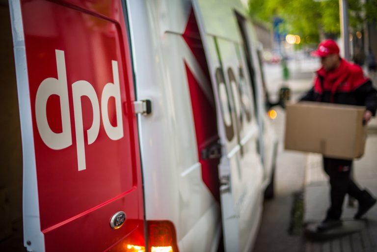 DPD and Kingfisher to hire 7,500 to cope with online demand