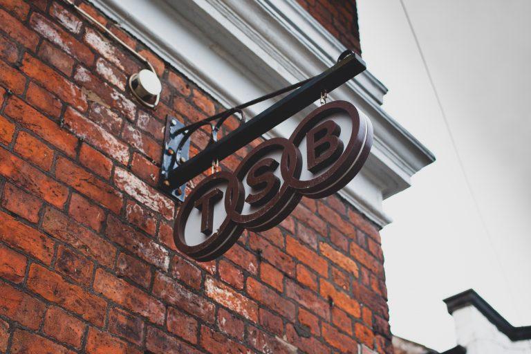 TSB shares unfazed as 164 stores shut, 1,000 jobs cut