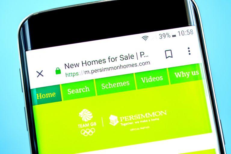 Persimmon reveals plans to pay extra dividend