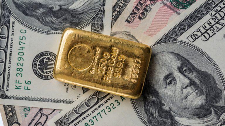 Gold rallies on hopes of Fed stimulus