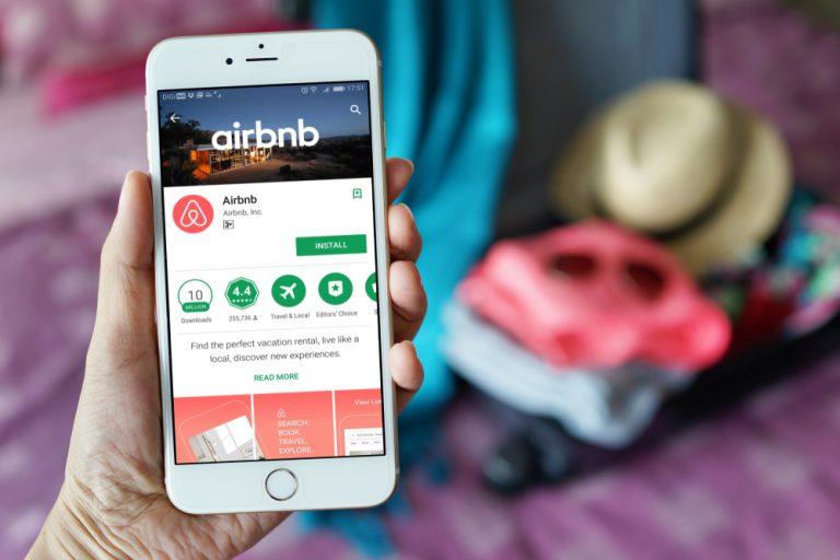 Airbnb achieves biggest US flotation of 2020