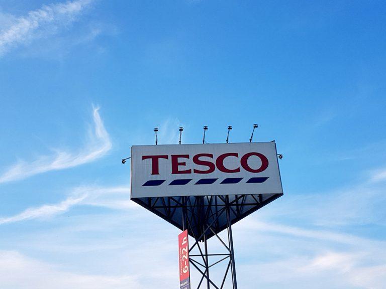 Tesco posts 80% rise in online sales