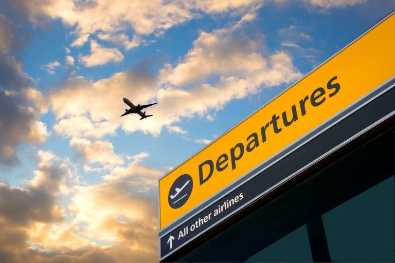 Travel restrictions tighten as corridors close