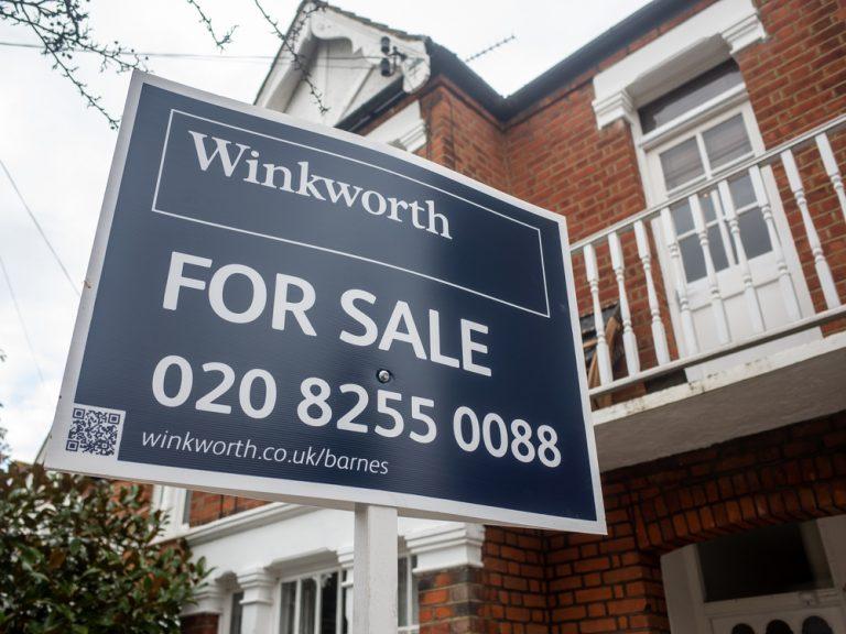 Winkworth records profit as home buyers seek more space