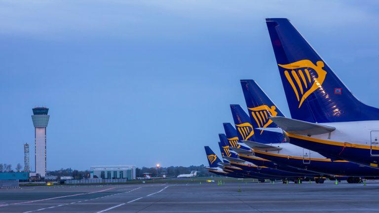 Ryanair set to “hoover up” demand despite record losses