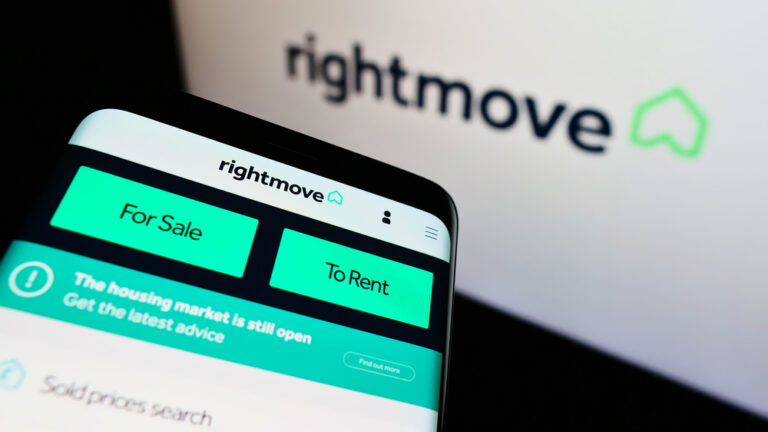 Rightmove reports mediocre first-half growth