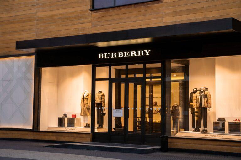 Burberry sees early signs of turnaround