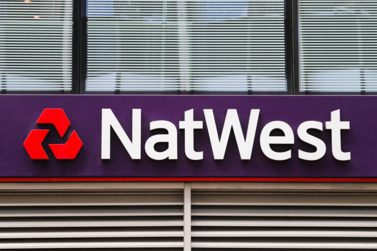 NatWest shares jump on solid Q1 update