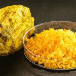 Uranium,Nitrate,Called,Uranyl,,With,Uranium,Ore,,Radioactive,Material,On