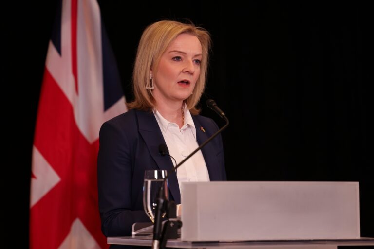 Liz Truss to announce £130bn energy relief plan, Bloomberg reports