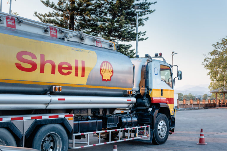 Shell shares enjoy an uptick on $4bn share buyback