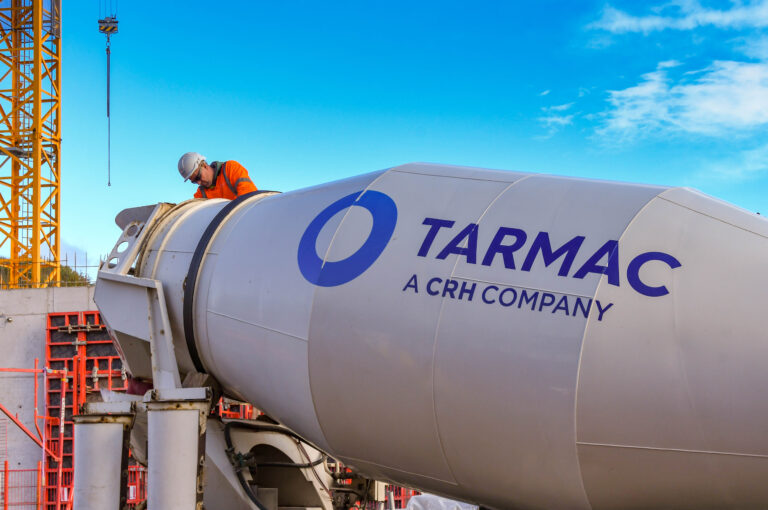 CRH shares surge on higher revenue and plans for US primary listing