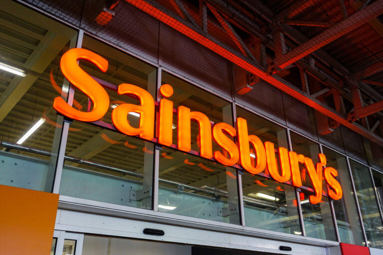 Sainsbury’s drags as FTSE 100 dips on interest rate malaise 