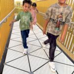 Pavegen Sports Boulevard_Children running_3714